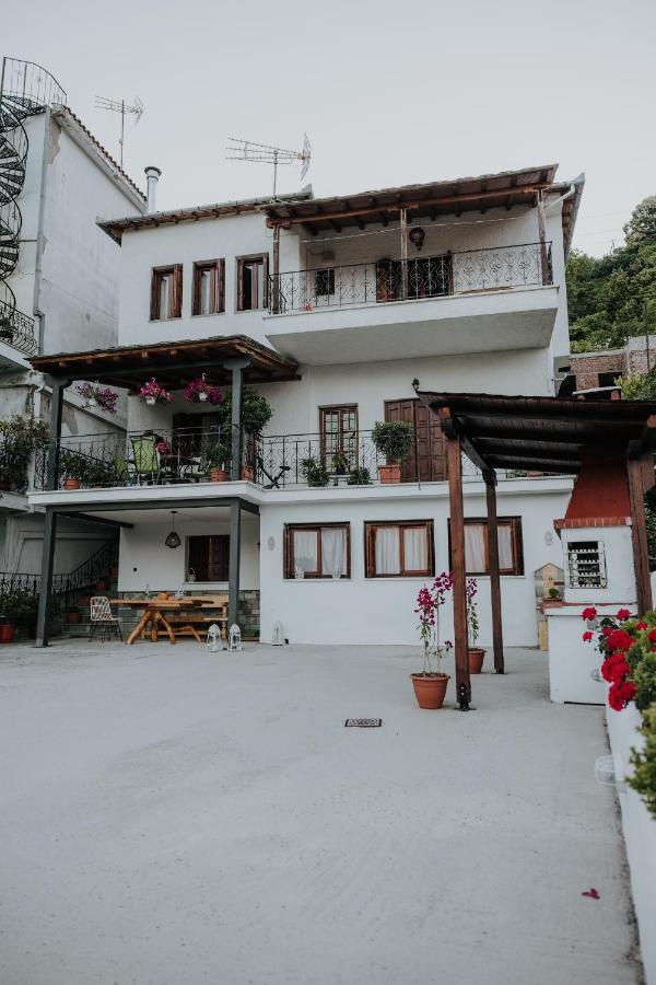 Villa House Of Gardenia Makrirrákhi Esterno foto